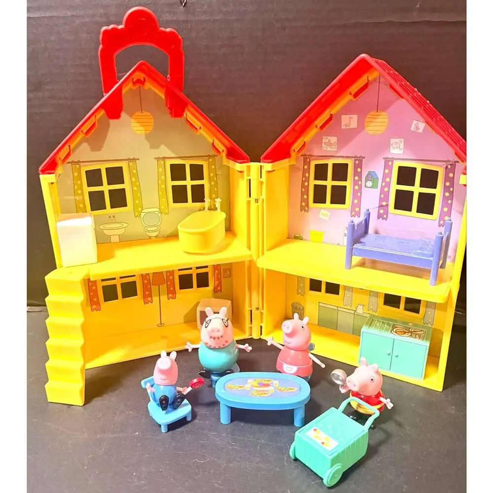 Peppa Pig’s House Set #2 foldable house furniture 4 figures car